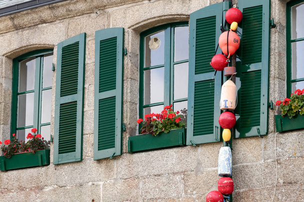Dom Rybaka tradycyjne: okna - Zdjęcie, obraz