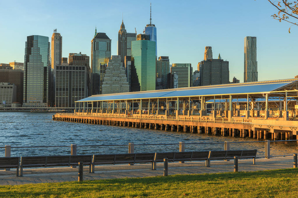 Νέα Υόρκη από την γέφυρα του Μπρούκλιν πάρκο - Φωτογραφία, εικόνα