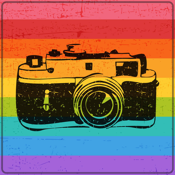 Παλιά φωτογραφική μηχανή με βρώμικο σχημάτων σε γραμμές χρώμα φόντο grunge . - Διάνυσμα, εικόνα
