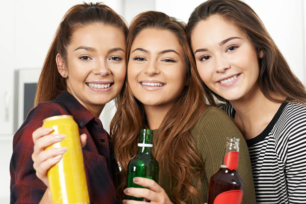 Group Of Teenage Girls Drinking Alcohol At Party - Photo, image