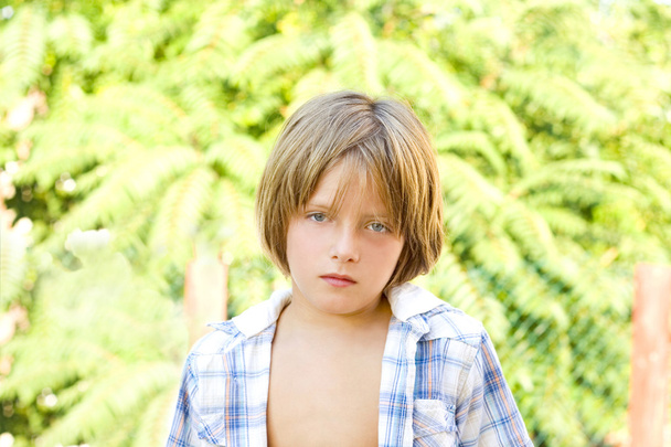 naštvaný a uražený boy - Fotografie, Obrázek