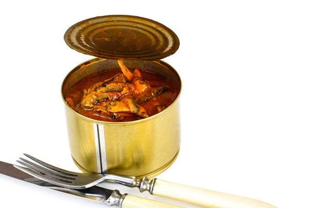 Canned Fish Sprat in Tomato Sauce - Foto, immagini