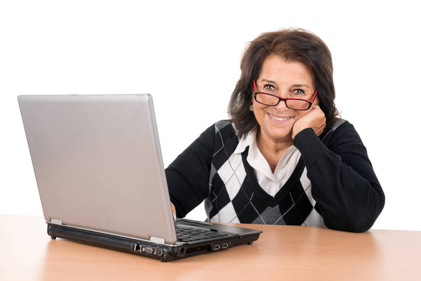 Mulher sênior com laptop - Foto, Imagem