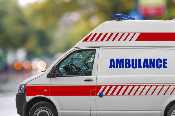 Ambulance service van on street - Foto, immagini