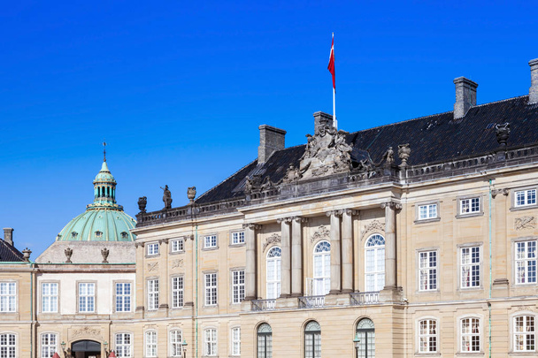 Place Amalienborg à Copenhague, Danemark
 - Photo, image