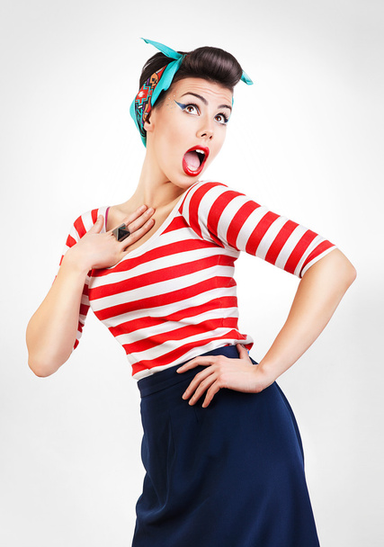 funny portrait of surprised woman with red lips - Foto, afbeelding
