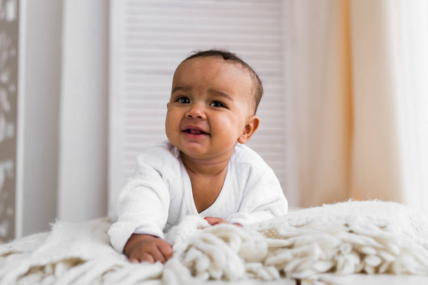 tatlı karışık ırk bebek portresi - Fotoğraf, Görsel