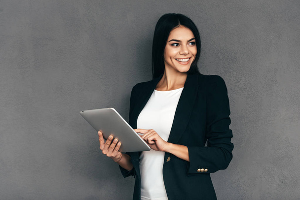 business woman using digital tablet - Foto, Bild
