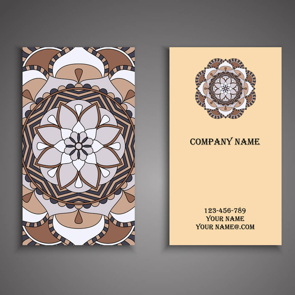 Vektor névjegykártya. Virágmintával mandala mintával és dísztárgyakat. Orie - Vektor, kép