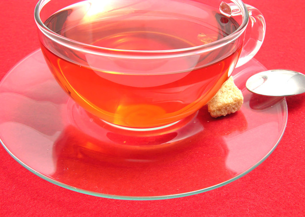 Чайна чашка з рожевим хіп-хоп чаєм на плазмі
 - Фото, зображення