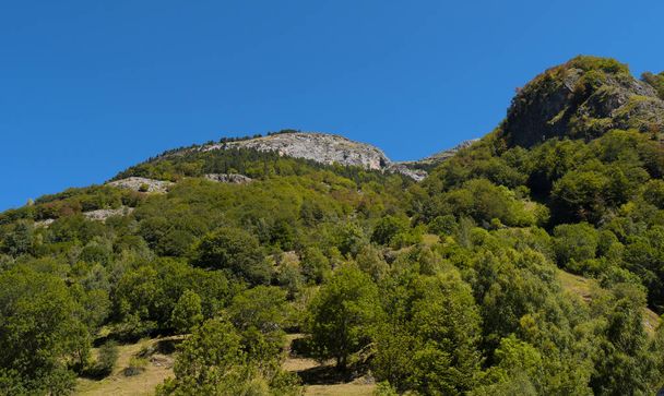 Berglandschaft in den Pyrenäen - Foto, Bild