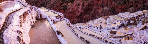 Перегляд сіль ставків, maras, Куско, Перу - Фото, зображення