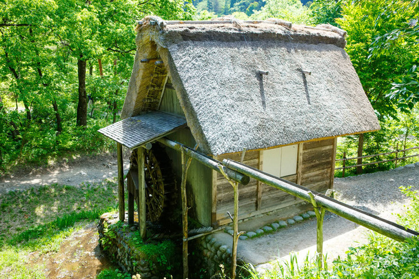 Tarihi Japon Shirakawa-go köyde yaz - Fotoğraf, Görsel
