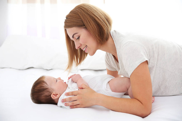 Mother with baby at home - Photo, Image