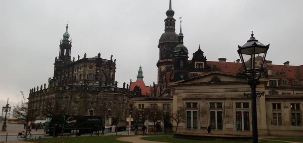 Dresdenin kuvagalleria Zwinger-kompleksissa
 - Valokuva, kuva