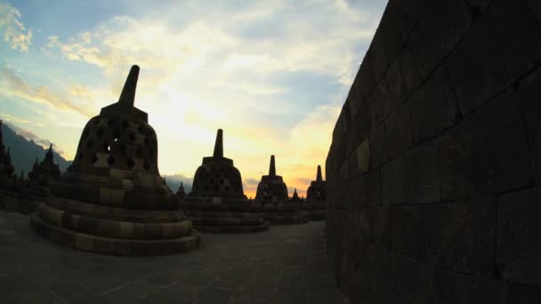 Naplemente alatt Borobudur-templom  - Felvétel, videó