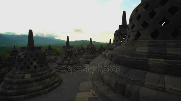 Borobudur monument un temple
 - Séquence, vidéo