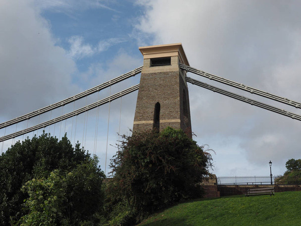 Clifton Suspension Bridge w Bristolu - Zdjęcie, obraz