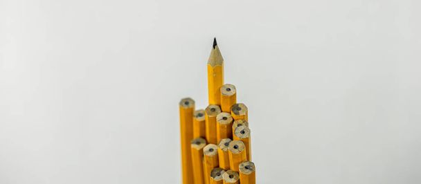 олівці на білому тлі
 - Фото, зображення