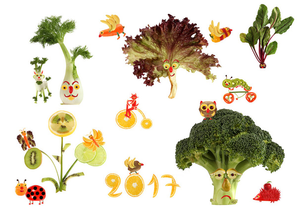 kreatives Ernährungskonzept. märchenhaftes Land, aus Obst und Gemüse - Foto, Bild