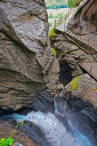 Trummelbach falls Lauterbrunnen w kantonie Berno w Szwajcarii - Zdjęcie, obraz