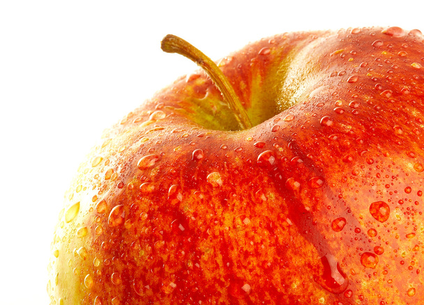 Fresh apple with drops of water. - Zdjęcie, obraz