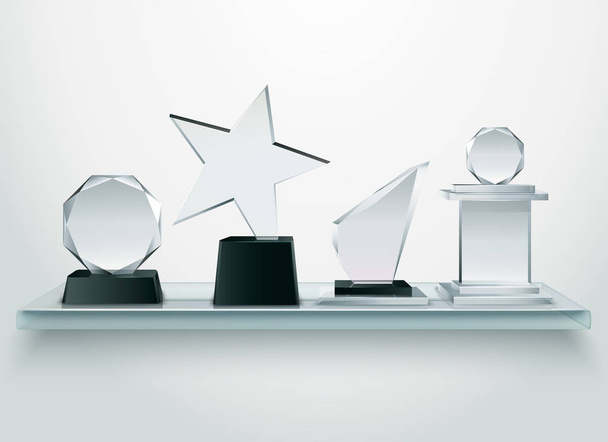 Trofei di vetro sullo scaffale Immagine realistica
  - Vettoriali, immagini