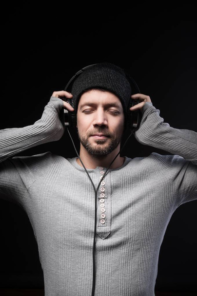 Man with headphones   - Fotó, kép