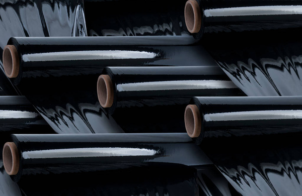 Rouleaux de film étirable noir
   - Photo, image