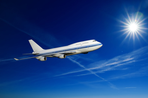 пасажирський літак у хмарах
 - Фото, зображення