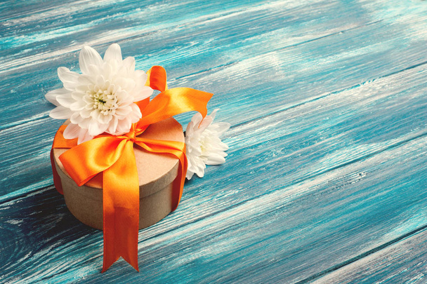 Orange bow with handmade present box - Photo, Image