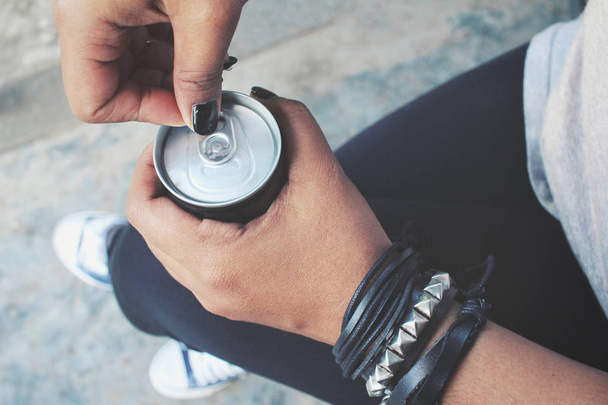 コーラ缶のクローズ アップ - 写真・画像
