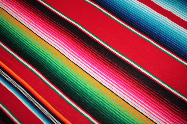 Meksyk Meksykańska Poncho serape tradycyjny Cinco de Mayo dywan Fiesta tło z pasków akcji, Fotografia, Fotografia, obraz, obraz, - Zdjęcie, obraz