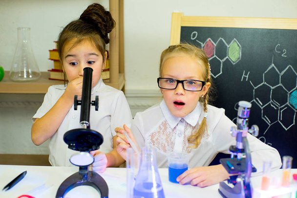 kids making science experiments - Fotó, kép