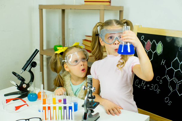 kids making science experiments - Photo, image