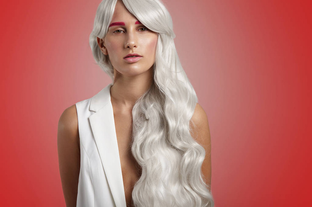 woman wears white wig.  - Photo, Image