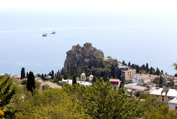 Rock of Chaliapin, Church of the Assumption of the Blessed Virgin Mary View from Mount Bolgatura. Gurzuf. Crimea. - Photo, Image