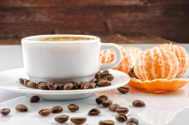 Coffee with tangerine  - Foto, afbeelding
