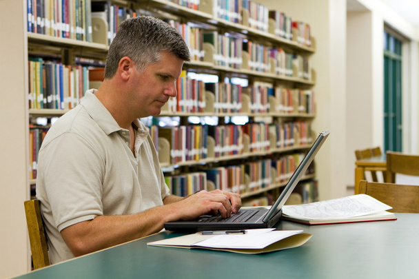 Библиотека колледжа ноутбук
 - Фото, изображение