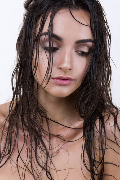 woman with wet hair - 写真・画像