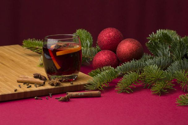 クリスマス ホットワイン赤 - 写真・画像