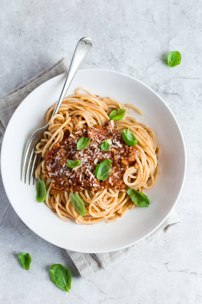 Spaghetti pasta with bolognese sauce and  parmesan cheese - Foto, Imagem