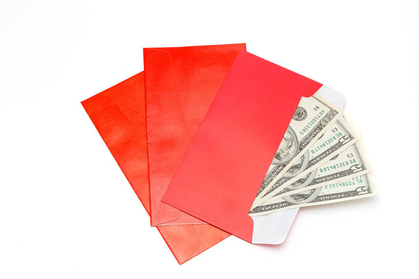 Нас долар банкнот в червоному розвиватися, подарунок в китайське нове да - Фото, зображення