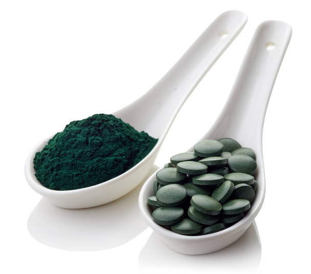 proszek algi Spirulina i tabletki - Zdjęcie, obraz