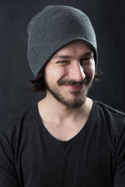 bearded man in hat - Fotoğraf, Görsel