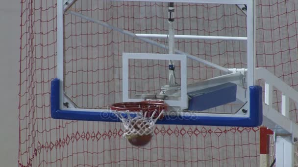 Ein Field Goal bei einem Basketballspiel - Filmmaterial, Video