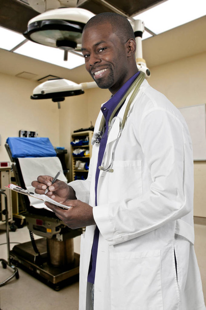 Fekete afro-amerikai orvos - Fotó, kép