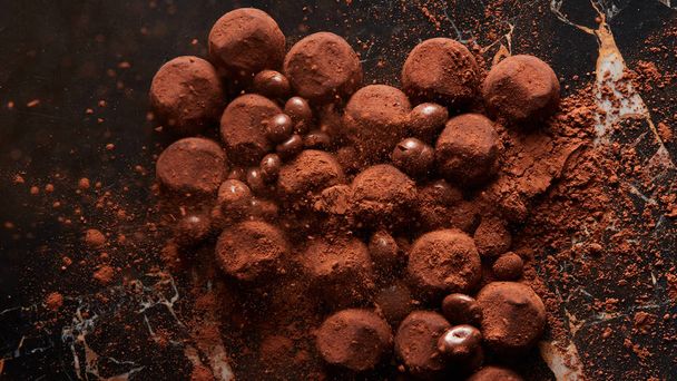Homemade chocolate truffles - Foto, Imagen