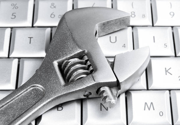 It-support, wrench or forceps - Foto, Imagem