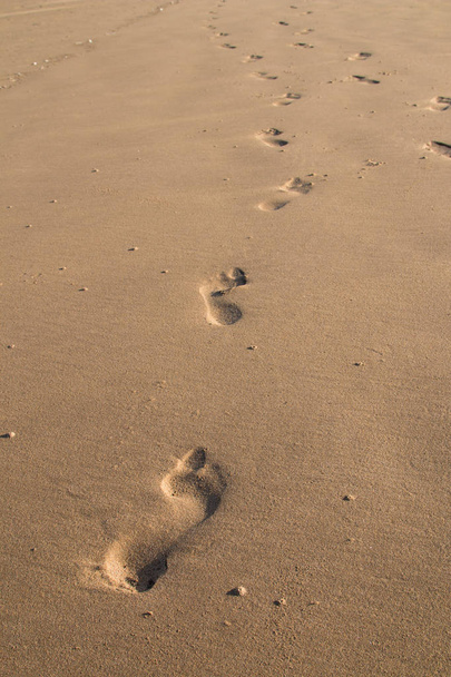 stopy v písku - Fotografie, Obrázek